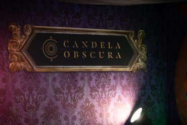 Düstere Stimmung am Messestand von Candela Obscura.